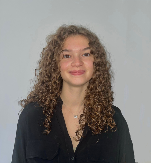 Portrait professionnel de Jade Sayah